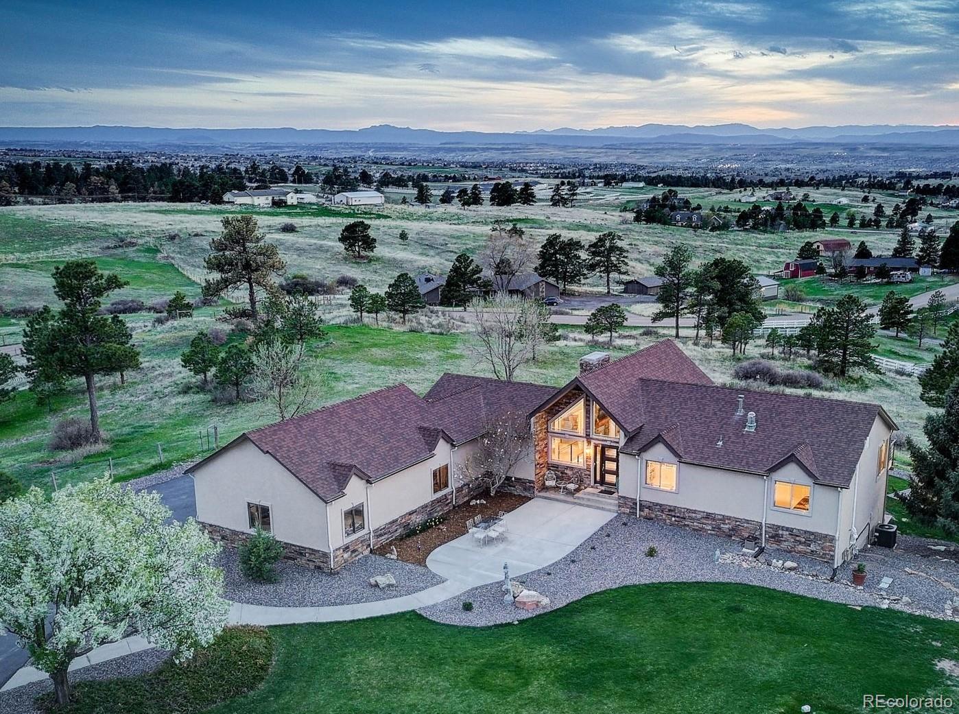 11251 N Forest Hills Drive