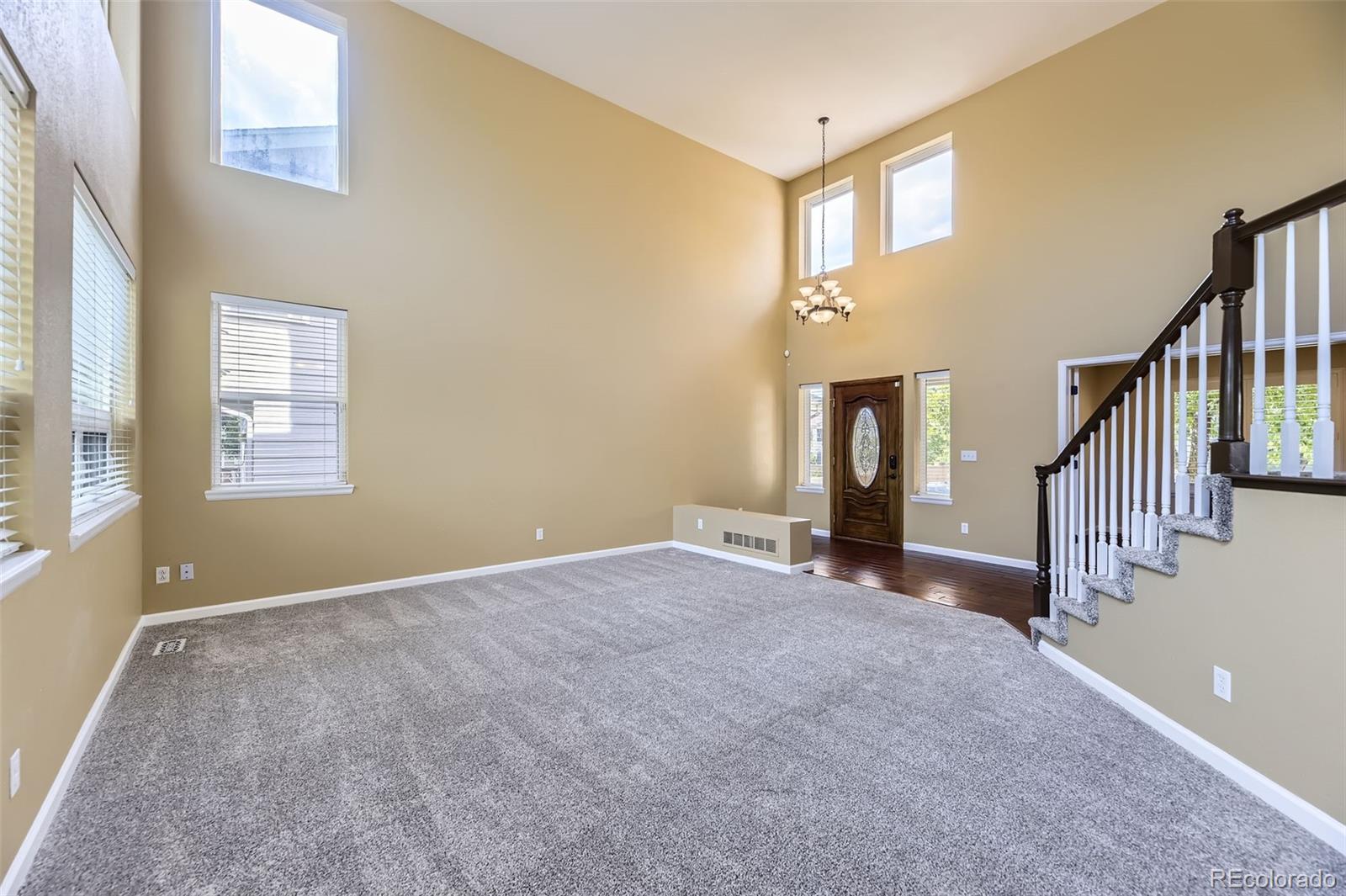 9975 Blackbird Circle