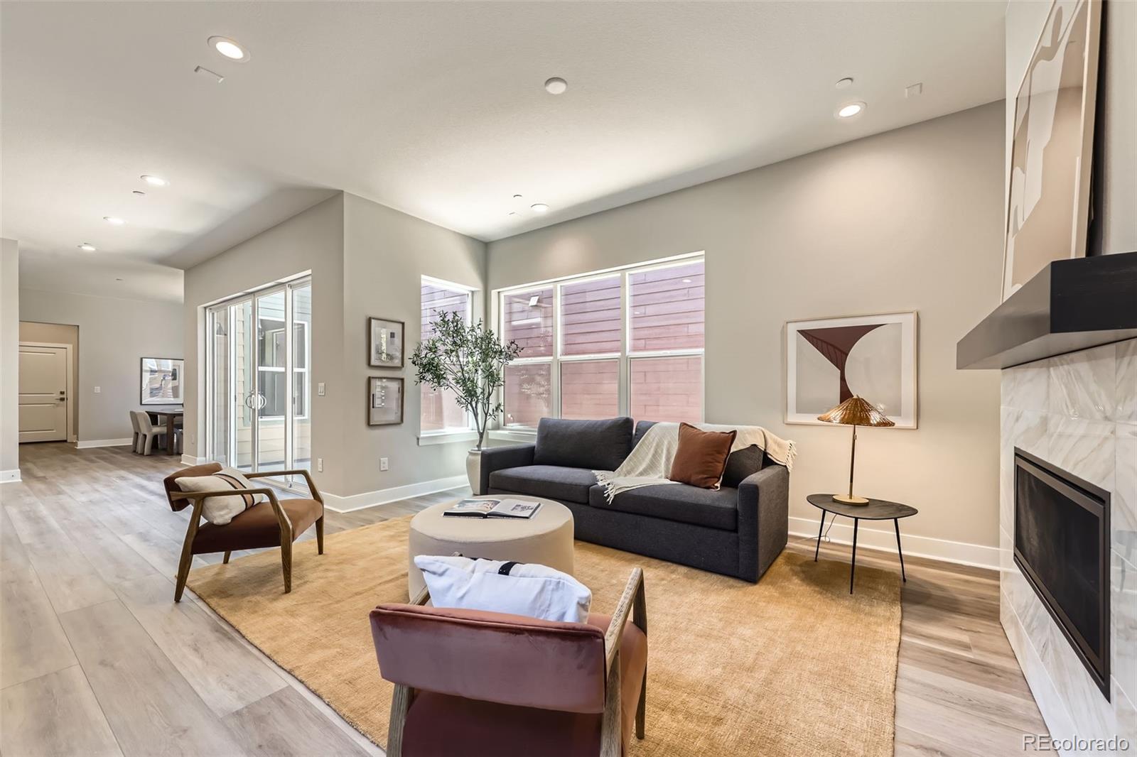 858 Promenade Drive