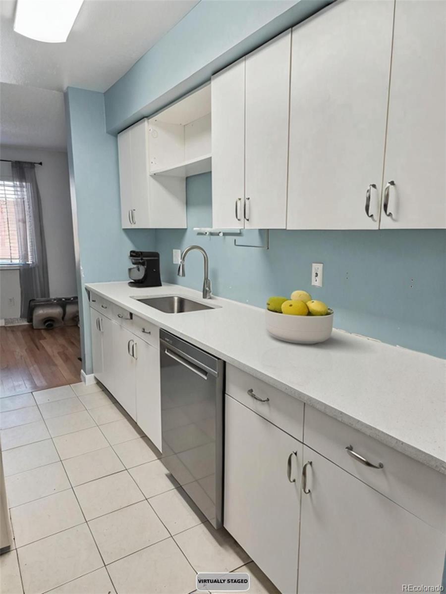 1060 S Parker Road 9