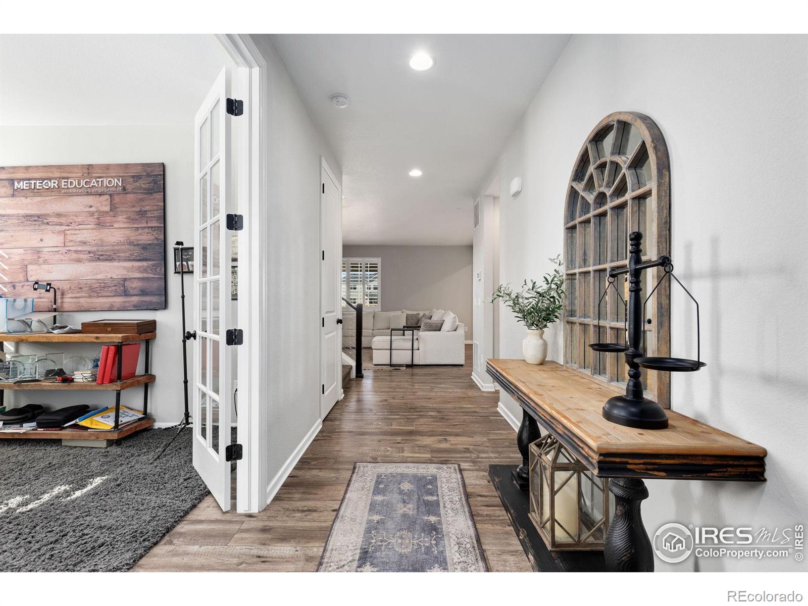 806 Flora View Drive