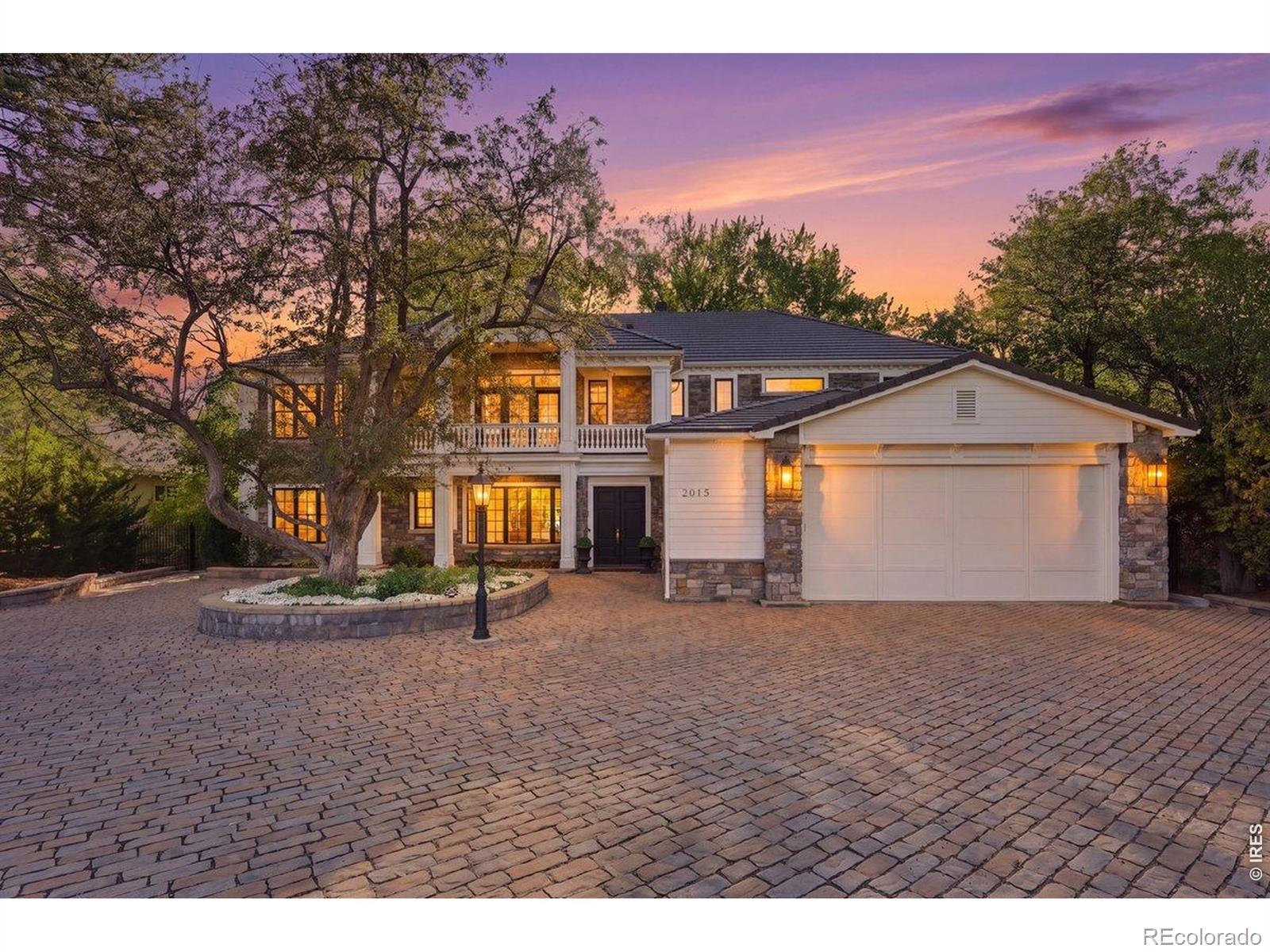 2015 N Garfield Avenue