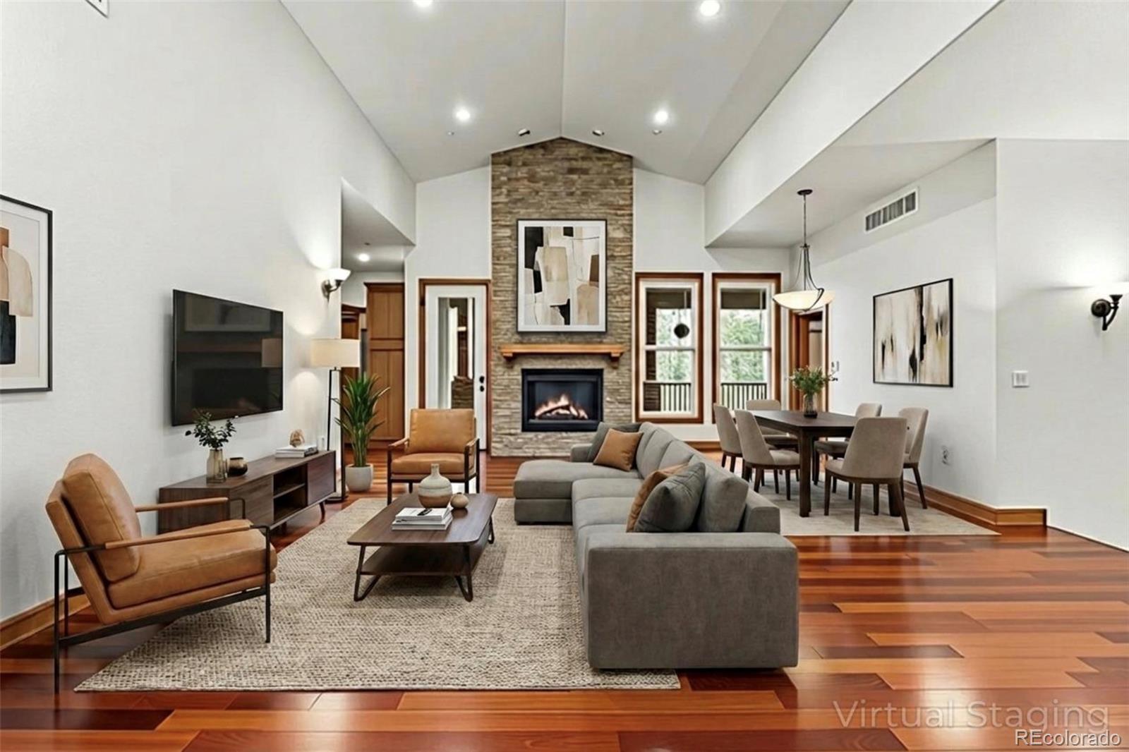 1587 Avenida Del Sol