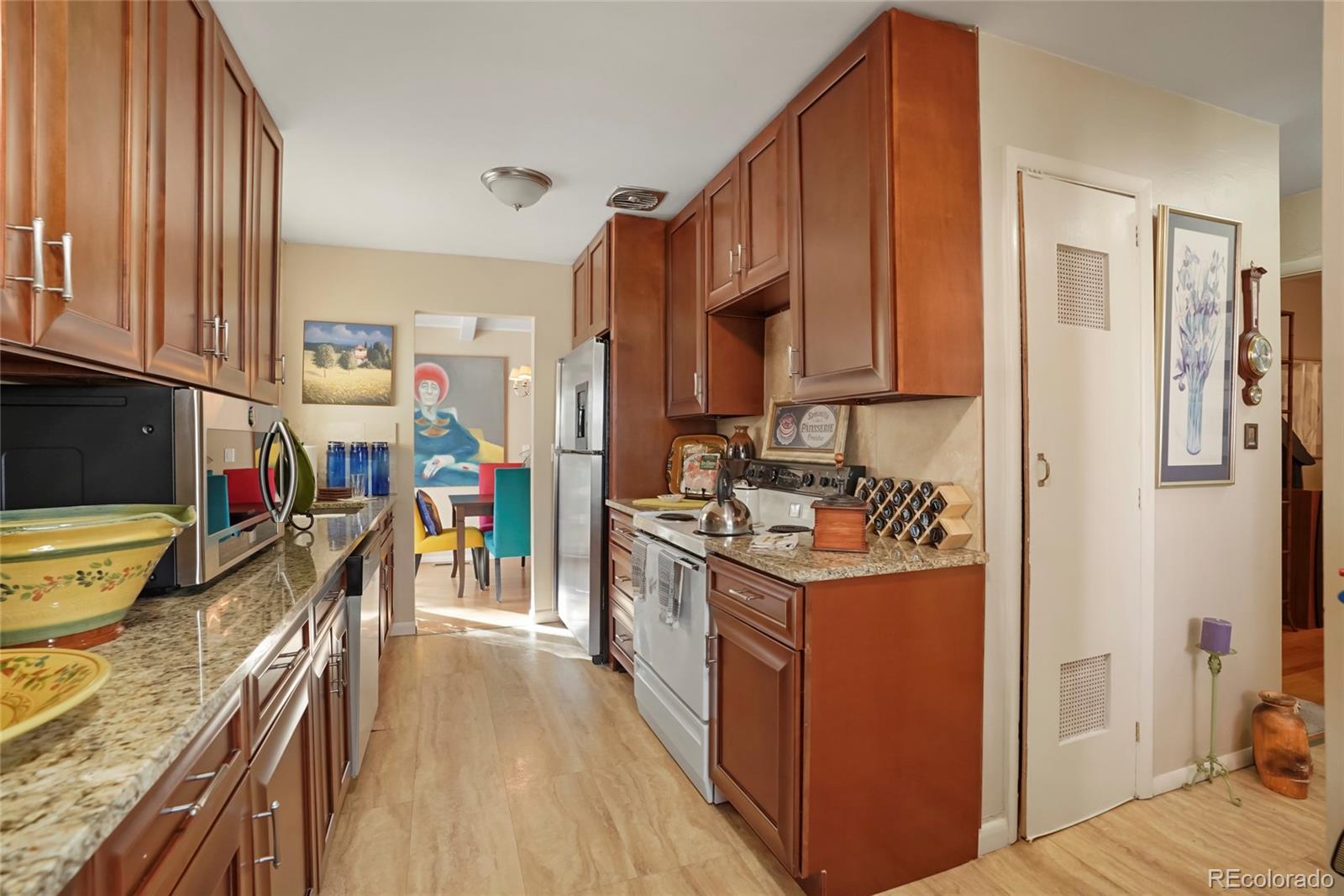3311 S Dahlia Street, Denver, CO, 80222 4 3311 S Dahlia Street