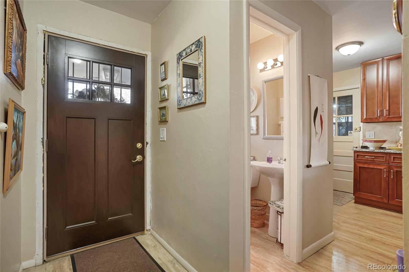 3311 S Dahlia Street, Denver, CO, 80222 2 3311 S Dahlia Street
