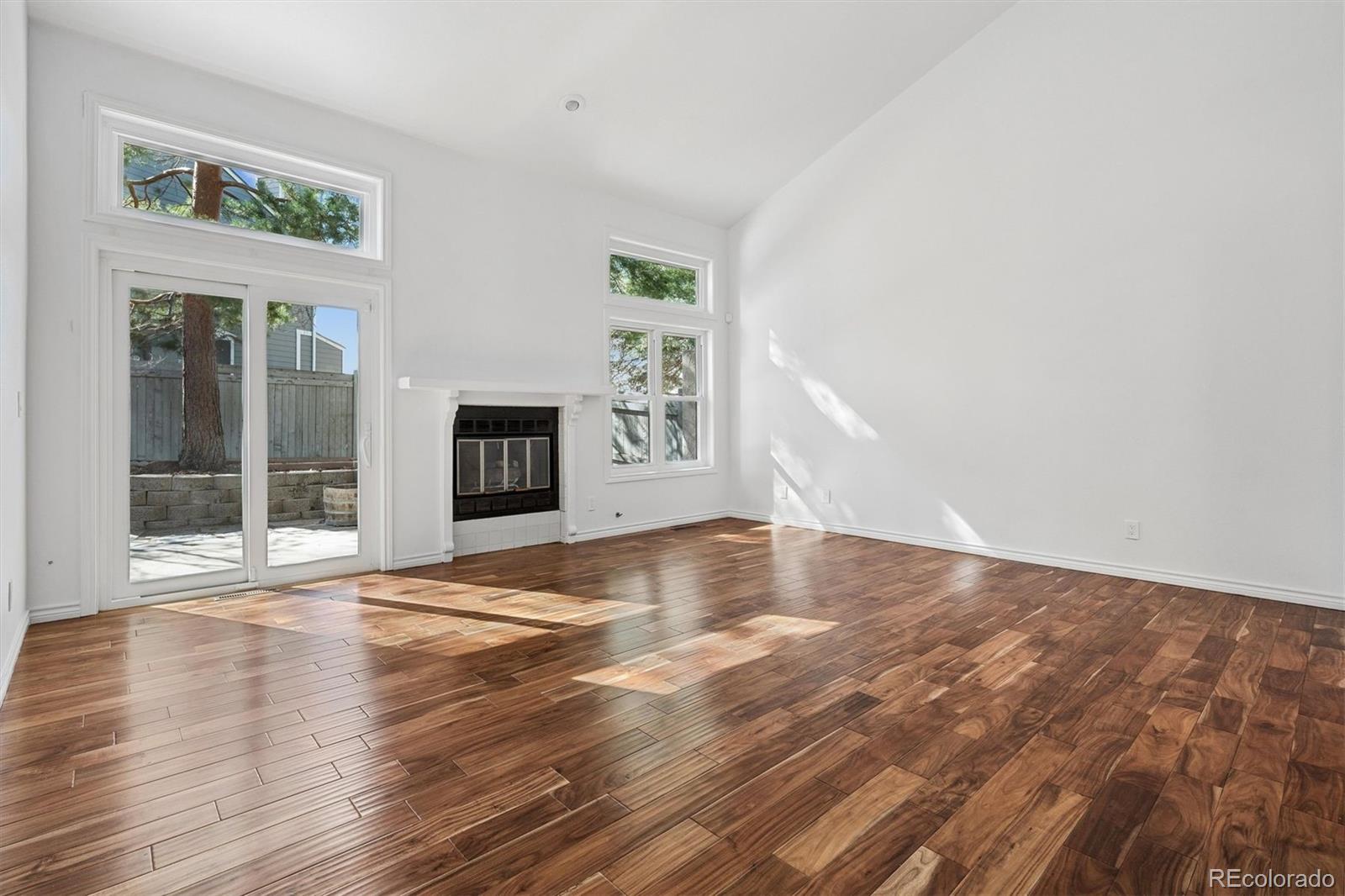 1655 S Syracuse Street