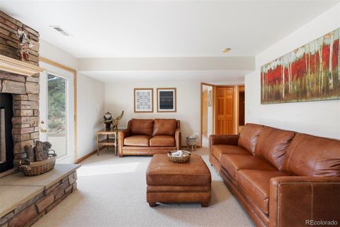 Single Family Residence in Colorado Springs CO 5660 Sandy Creek Heights 27.jpg
