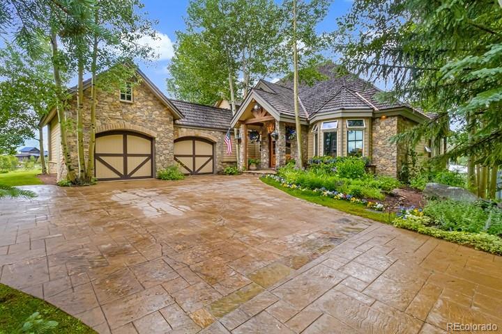 15 and 14 Garland Drive