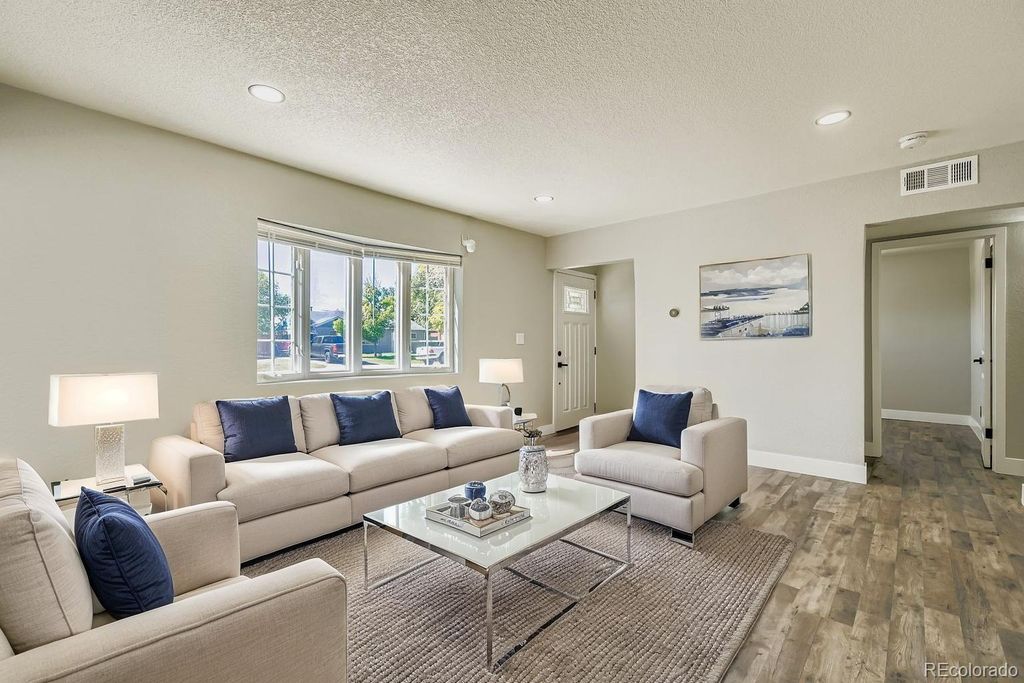 Photo of 9270 FIR Drive, Thornton, CO 80029 (MLS # 3422990)