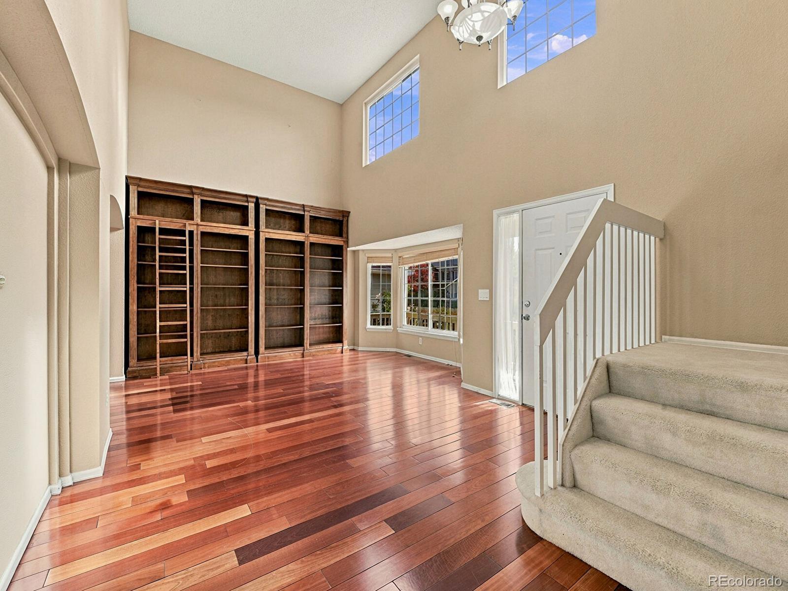 11059 W Aqueduct Drive