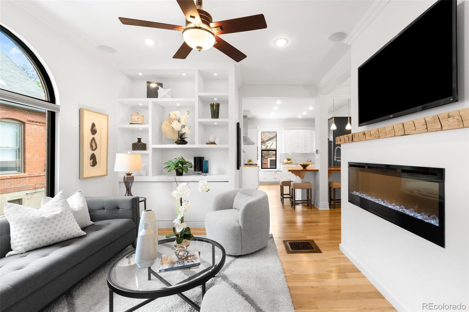3250 W Hayward Place