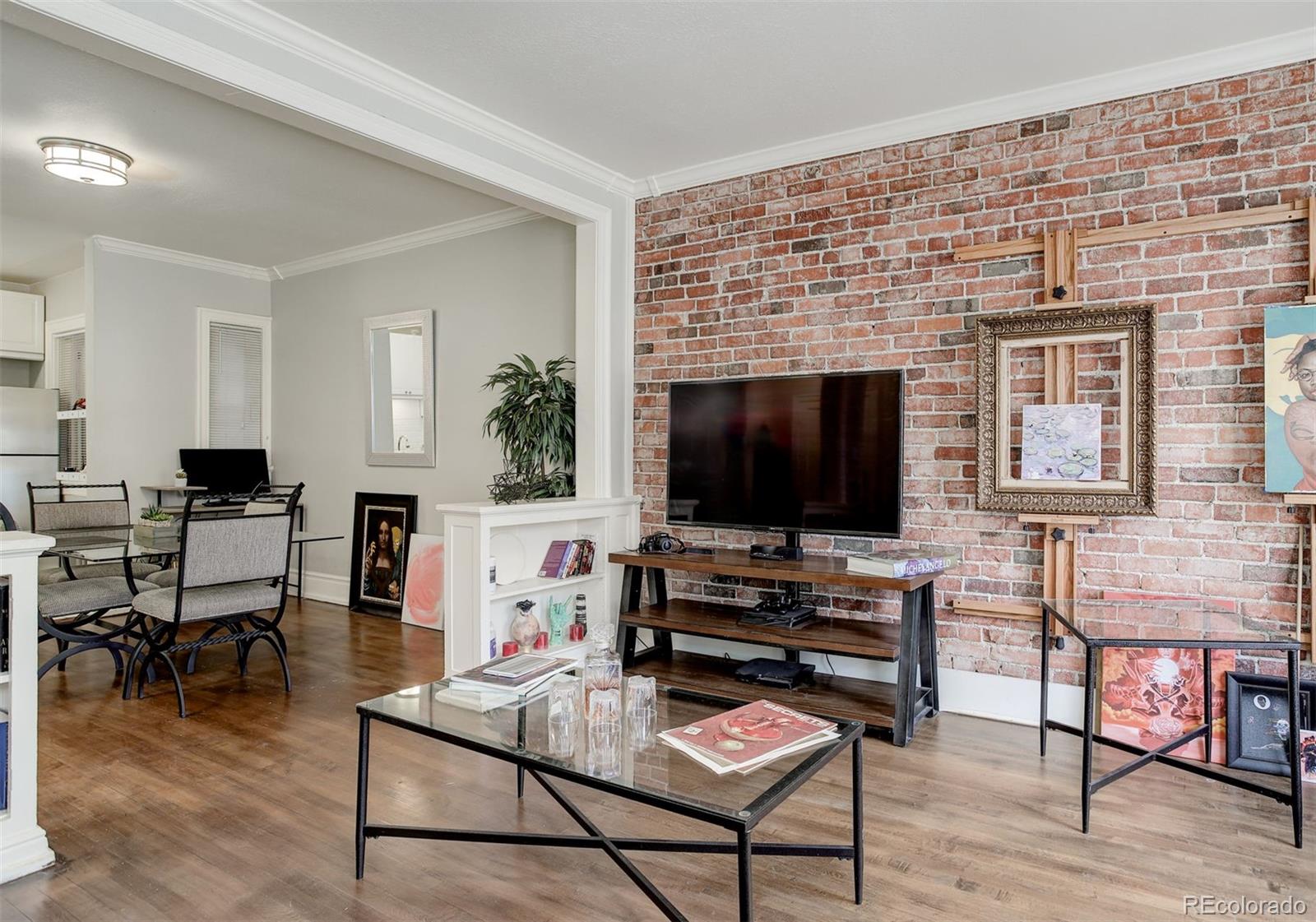 521 E 14th Avenue 18