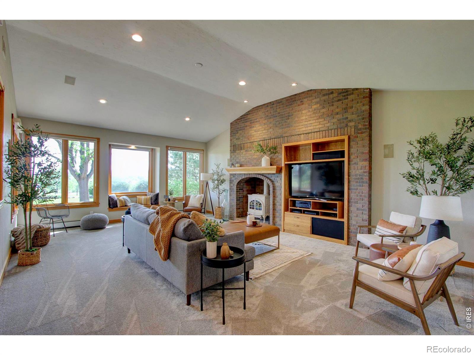 969 Country Club Road