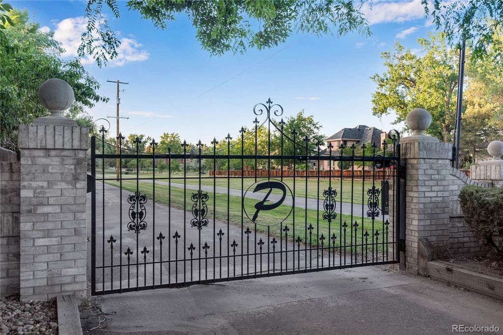 Photo of 11345 W 38th Avenue, Wheat Ridge, CO 80033 (MLS # 7708334)