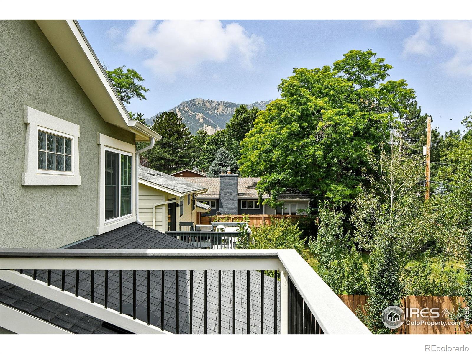 2809 La Grange Circle