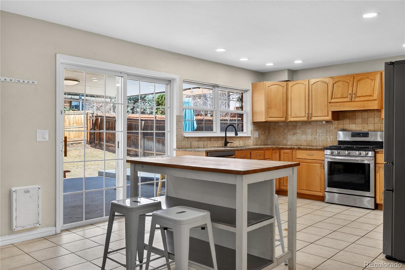 11467 E Amherst Circle