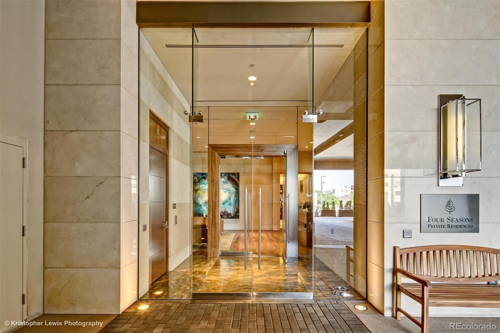 1133 14th Street 2000