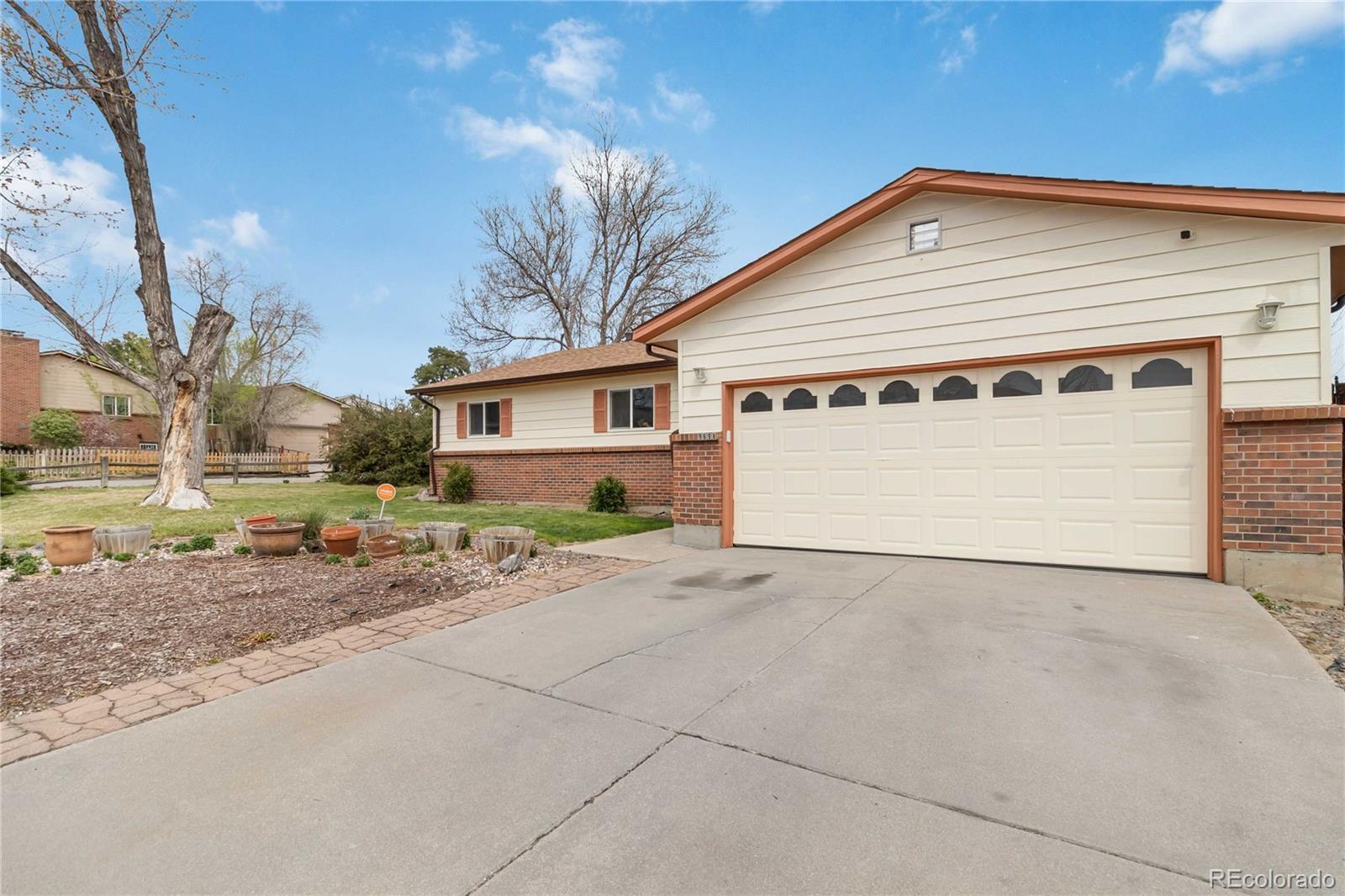 9698 Pecos Street, Thornton, CO, 80260 2 9698 Pecos Street