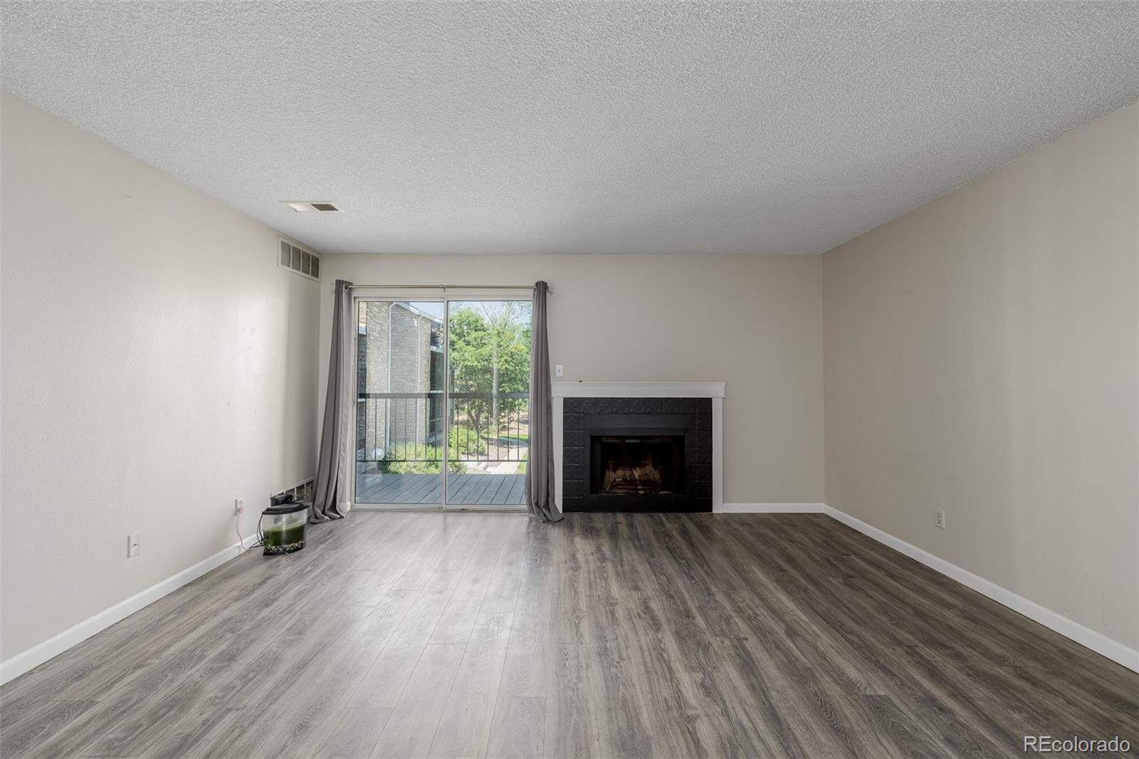 8843 Colorado Boulevard 208, Thornton, CO, 80229 4 8843 Colorado Boulevard 208