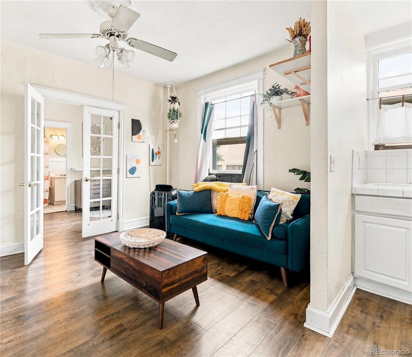 215 E 11th Avenue C9
