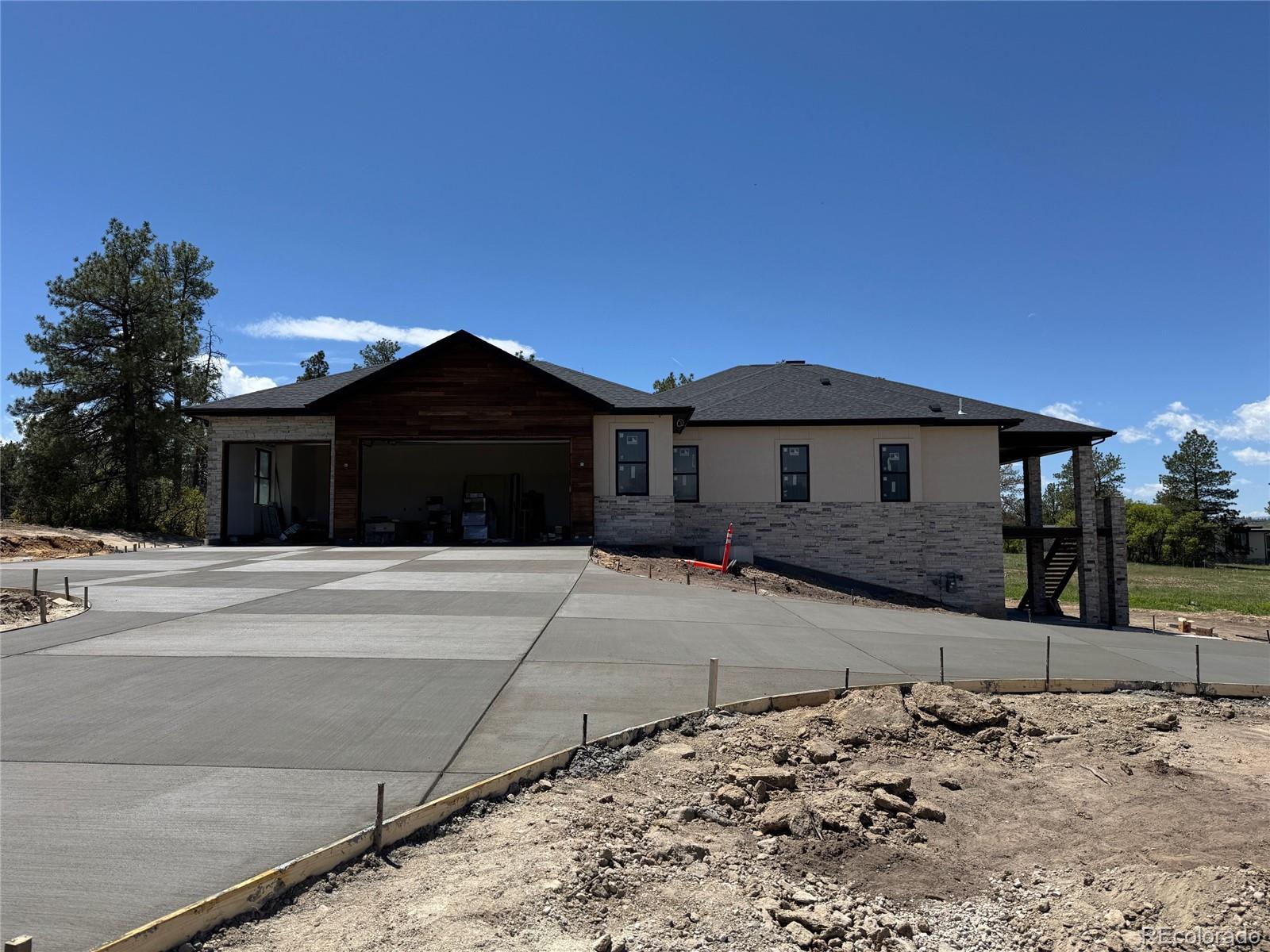 1555 Arrowpoint Court