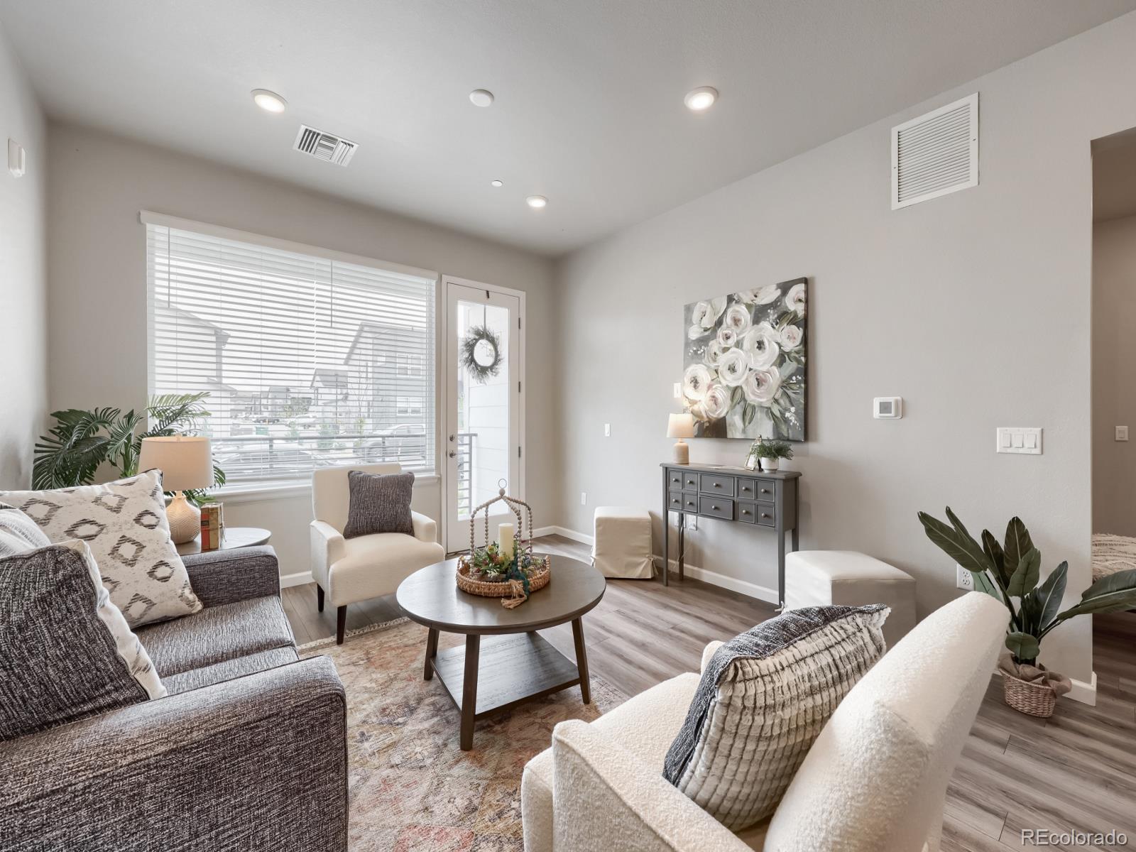 6153 N Ceylon Street 10-108