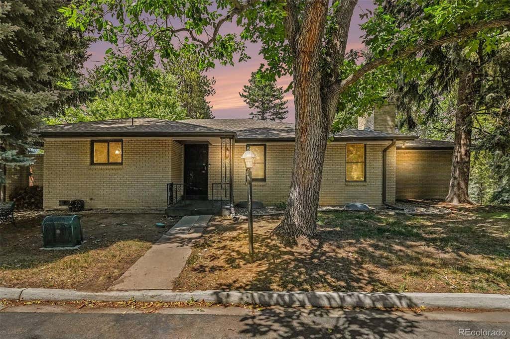 Photo of 8550 W 10th Avenue, Lakewood, CO 80215 (MLS # 7925152)