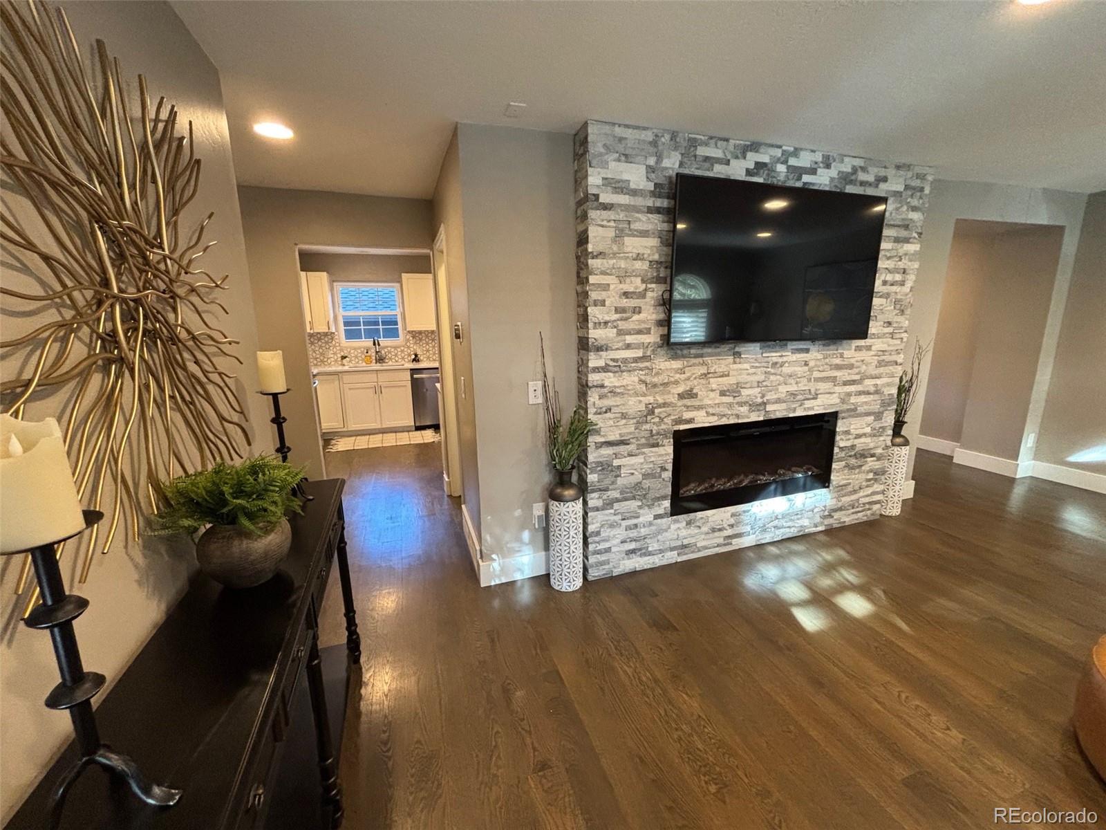 6465 S Dayton Street