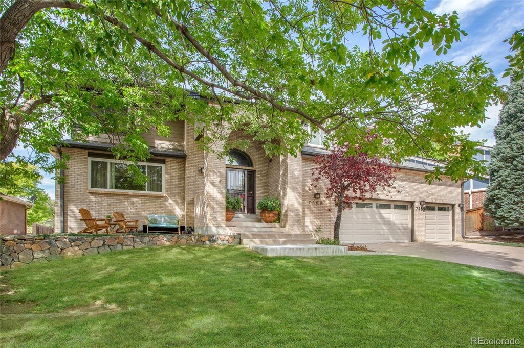 Photo of 7269 S Sundown Circle, Littleton, CO 80120 (MLS # 6459241)