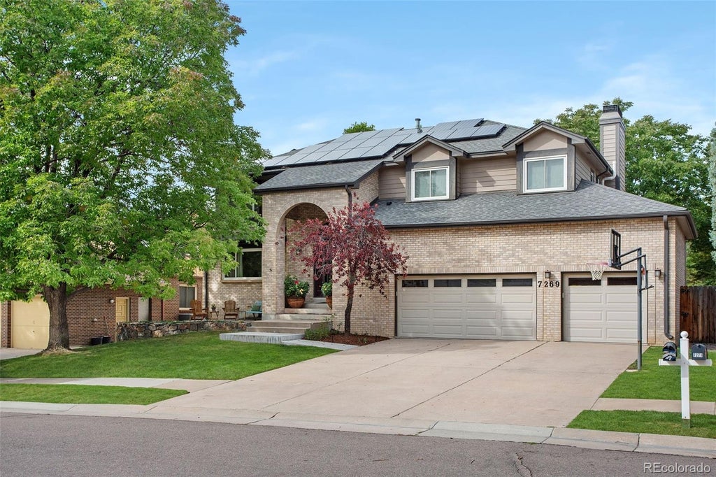 Photo of 7269 S Sundown Circle, Littleton, CO 80120 (MLS # 6459241)