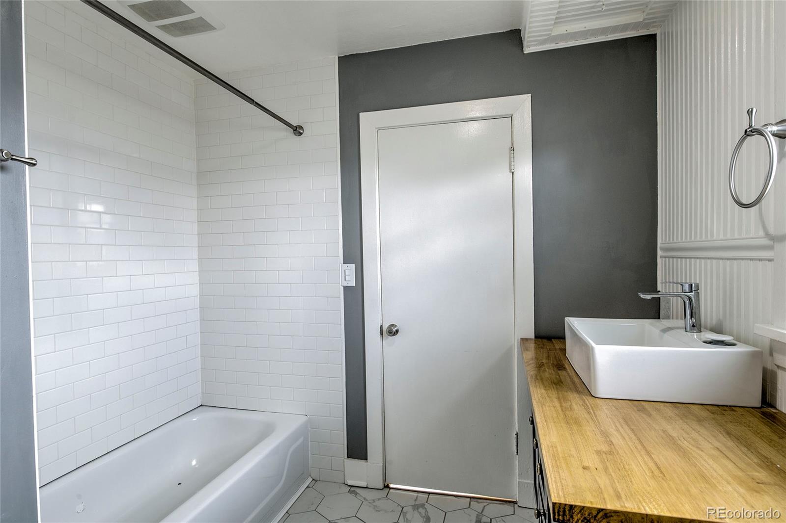 124 W 17th Street