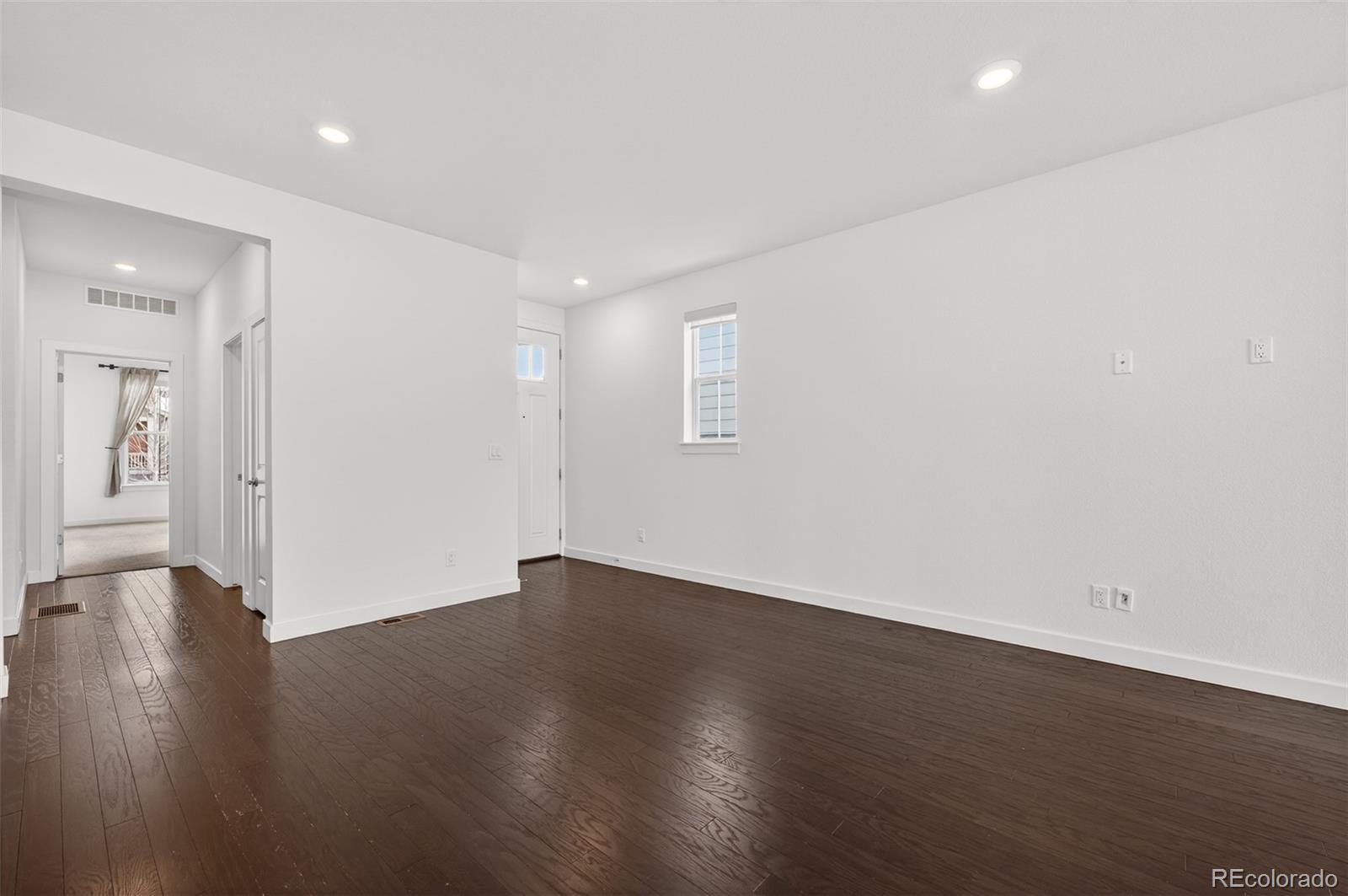 6311 Stable View Street