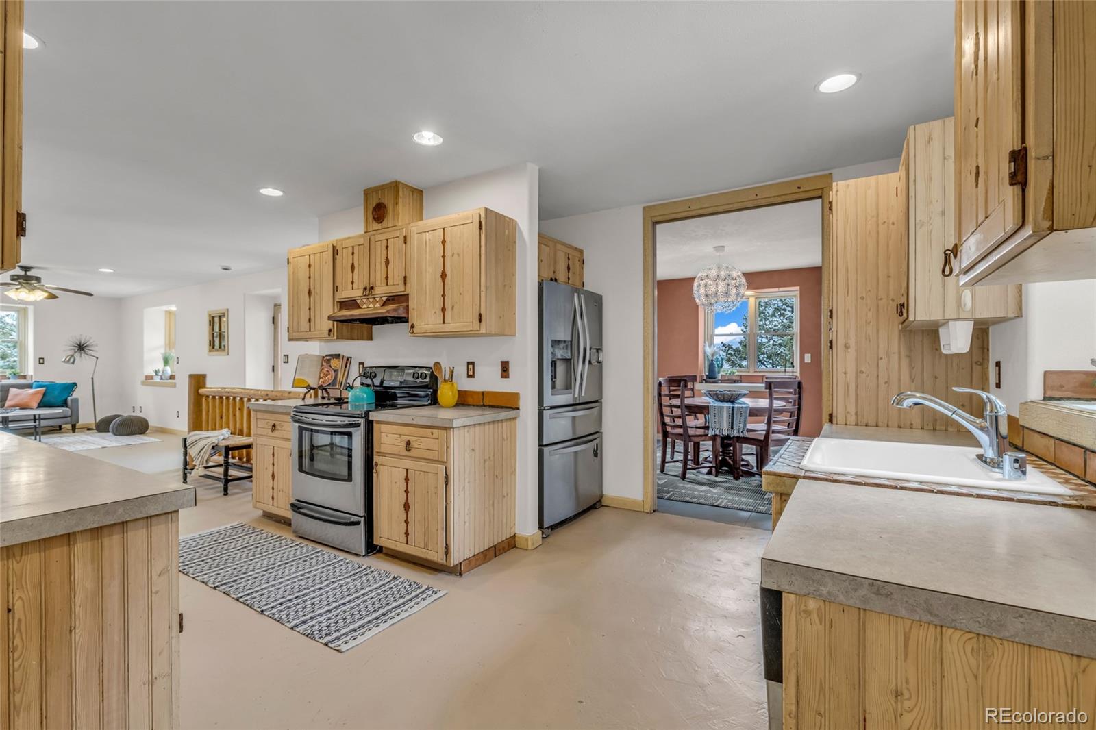4771 S Breakaway Trail