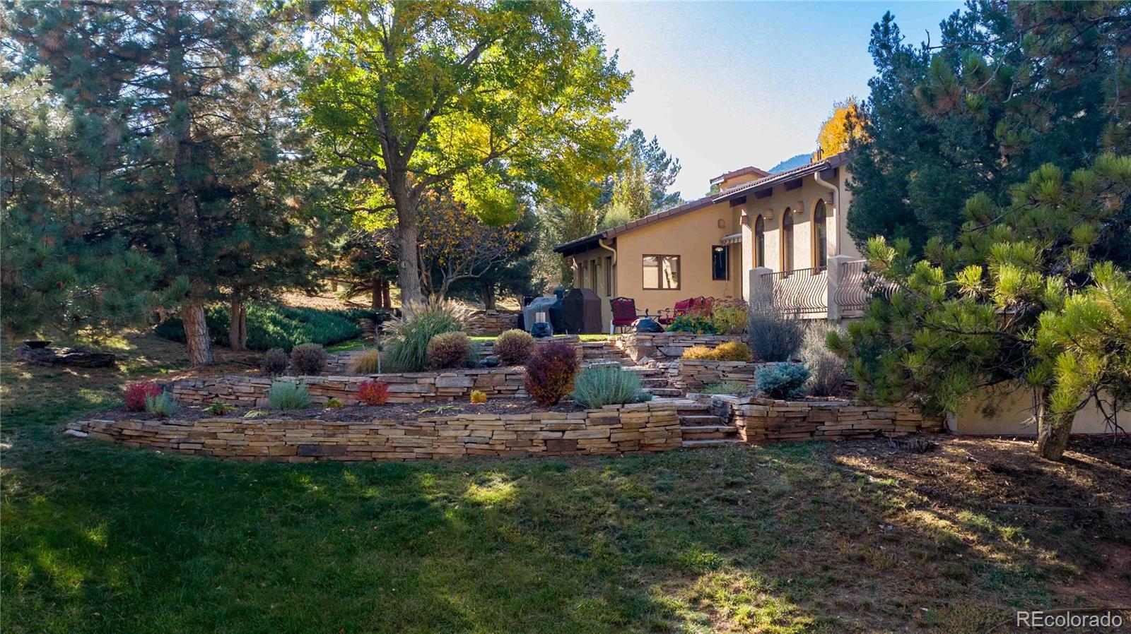 5904 Meadowbrook Drive