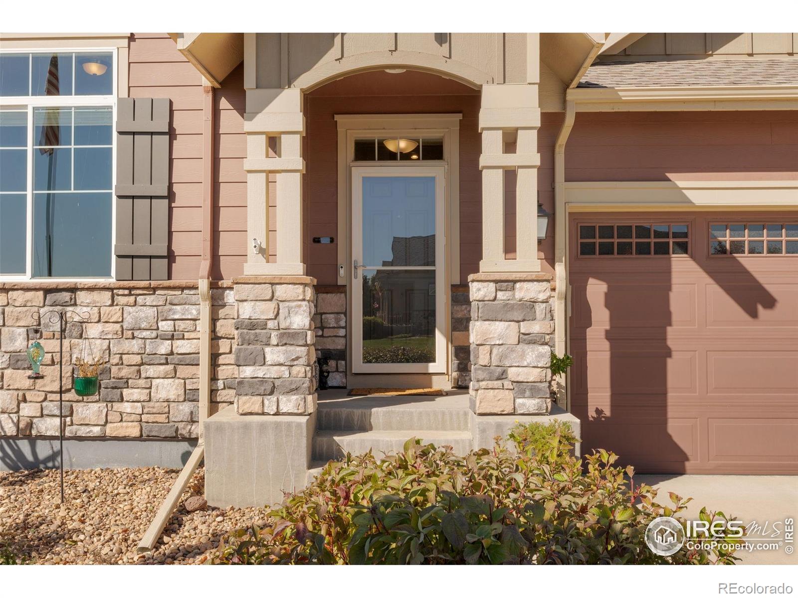 8747 Peakview Avenue