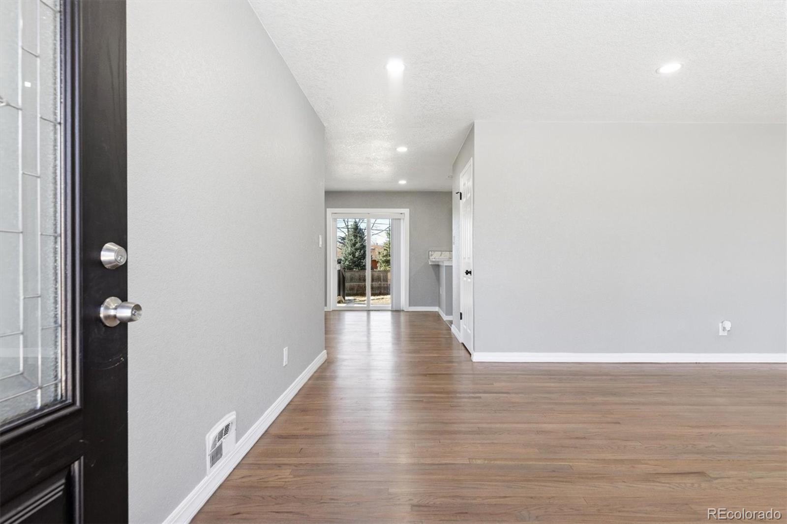 3047 S Osceola Street