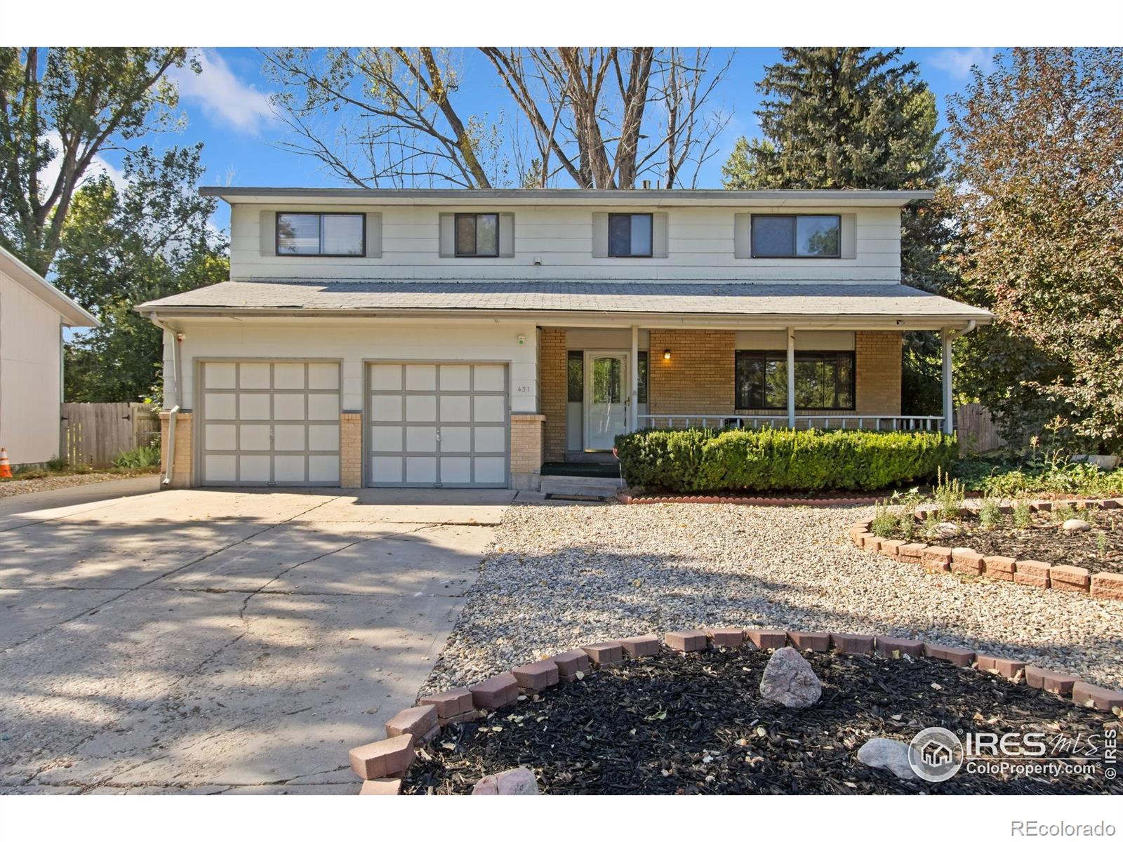 431 W Swallow Road