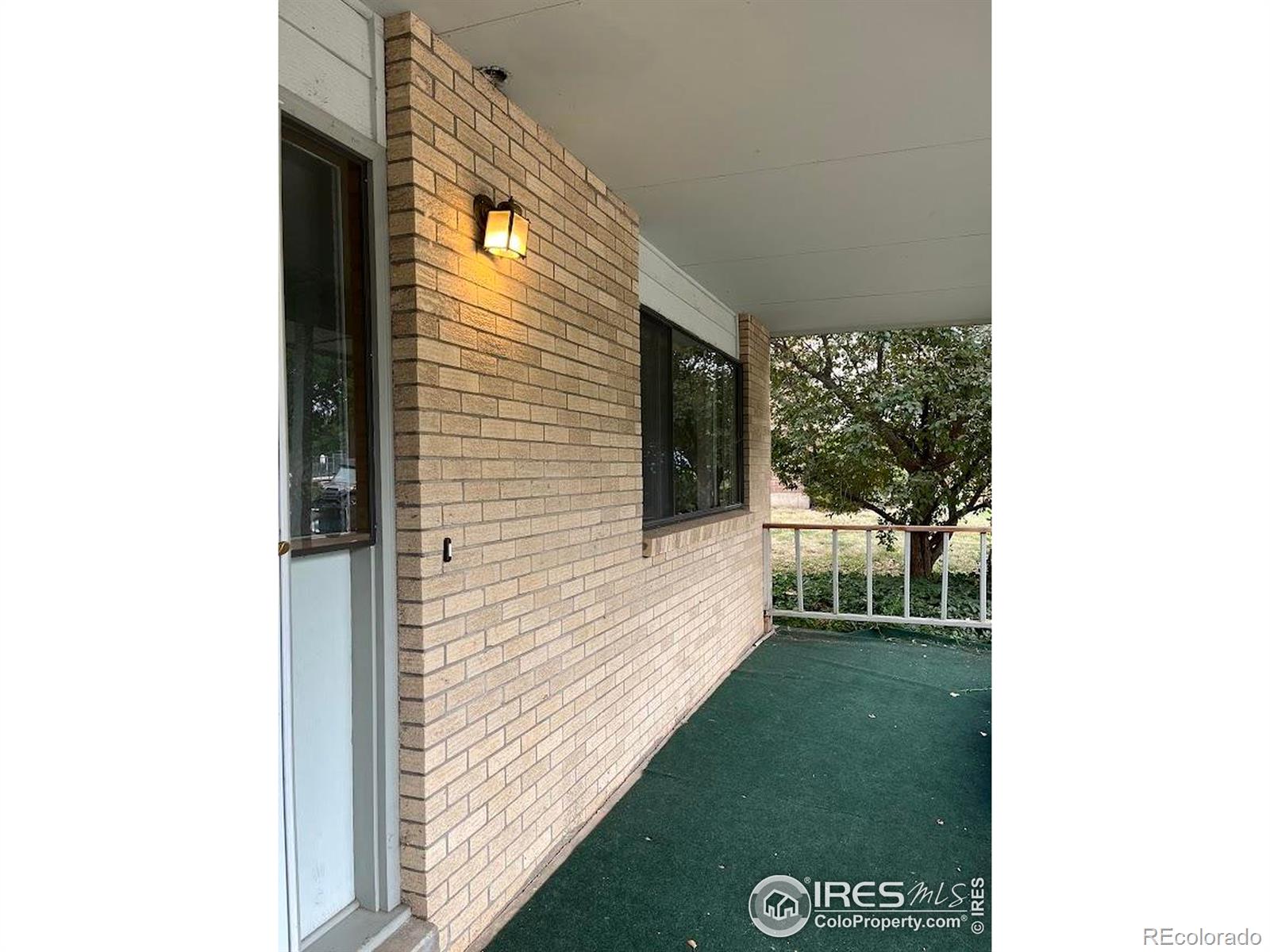 431 W Swallow Road