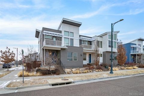 Photo of 5540 Valentia Court, Denver, CO 80238 (MLS # 1896526)