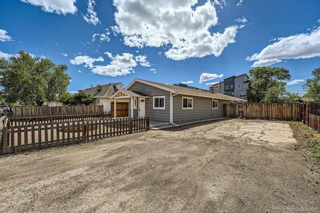 Photo of 1533 Harlan Street, Lakewood, CO 80214 (MLS # 9286921)