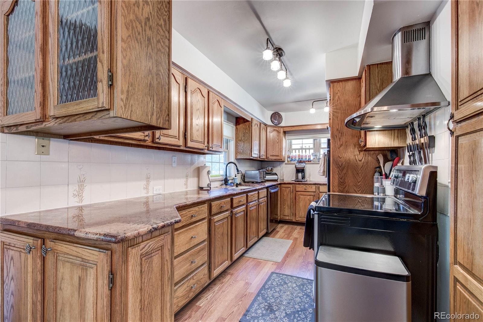 3171 S Williams Street