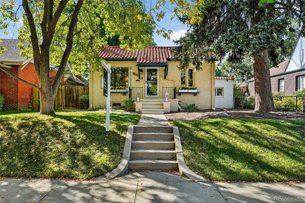 Photo of 2985 Birch Street, Denver, CO 80207 (MLS # 8895949)