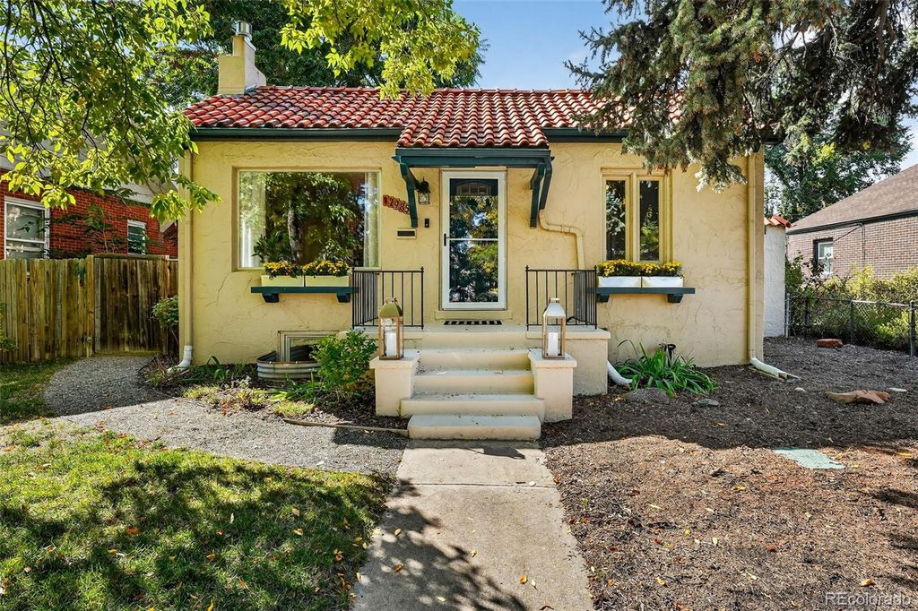 Photo of 2985 Birch Street, Denver, CO 80207 (MLS # 8895949)