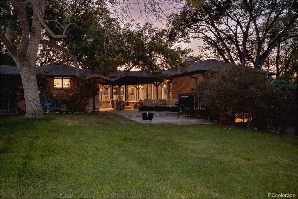 Photo of 2120 S Taft Avenue, Loveland, CO 80537 (MLS # 9275877)