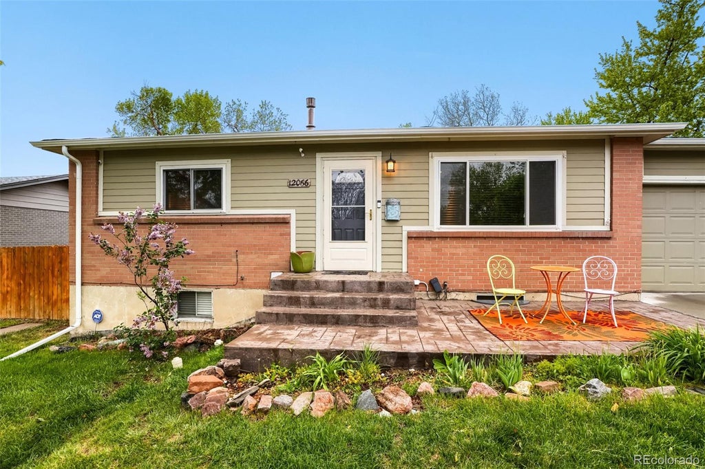 Photo of 12066 W Virginia Place, Lakewood, CO 80228 (MLS # 3050433)