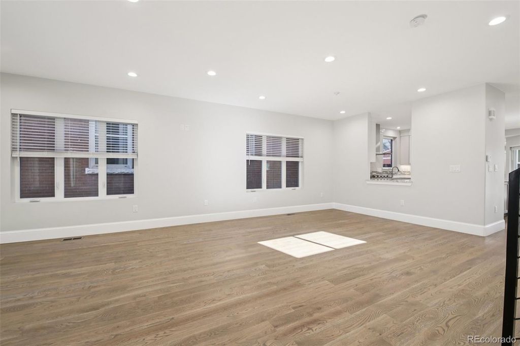 Photo of 260 S Grant Street, Denver, CO 80209 (MLS # 8099614)