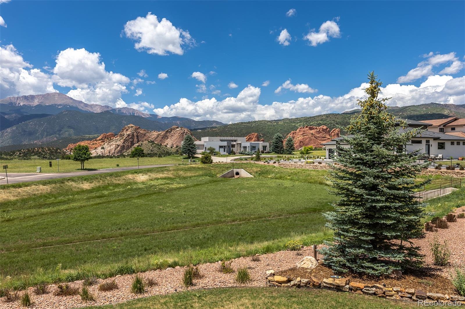 3012 Cathedral Park View