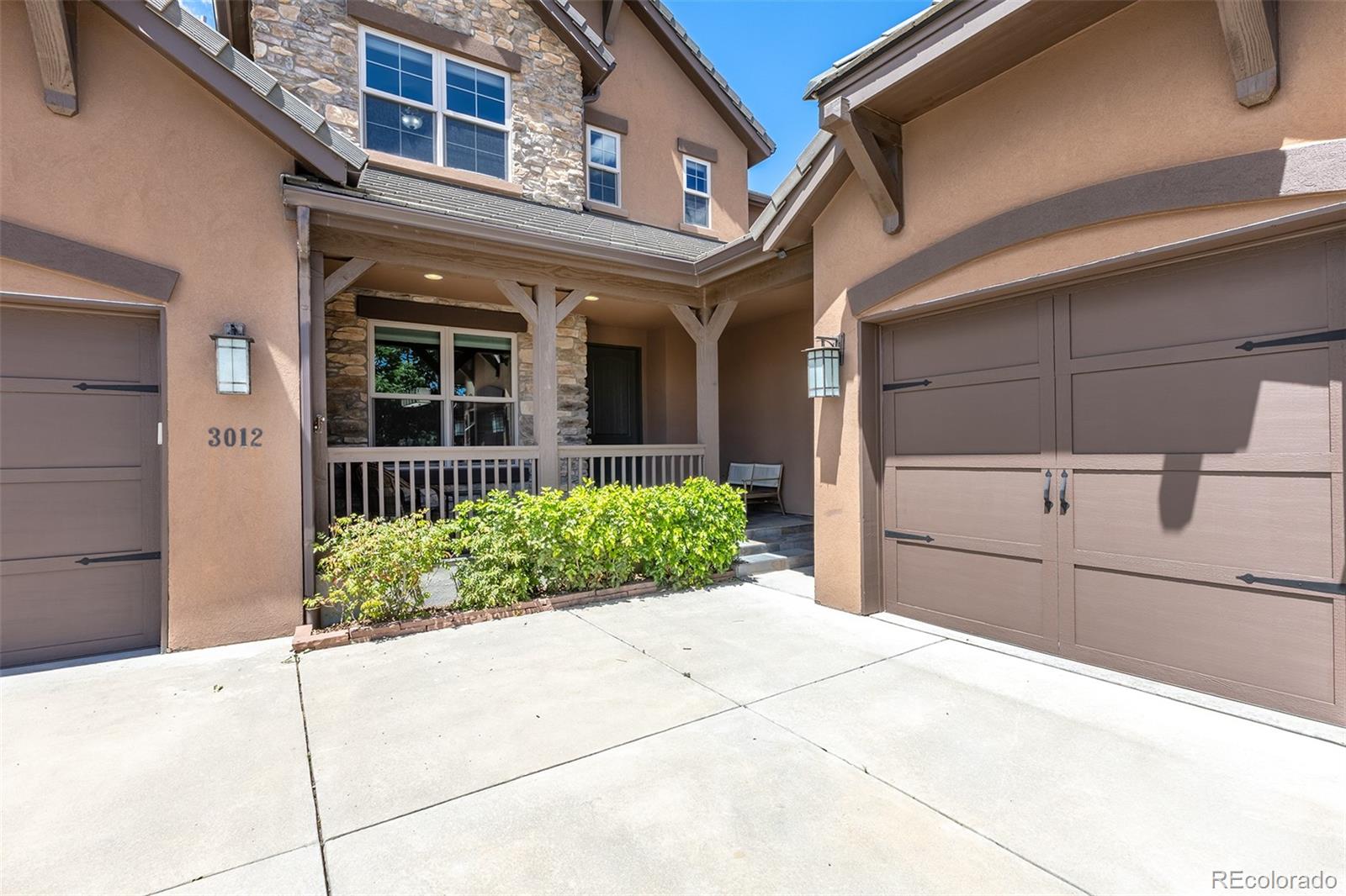 3012 Cathedral Park View