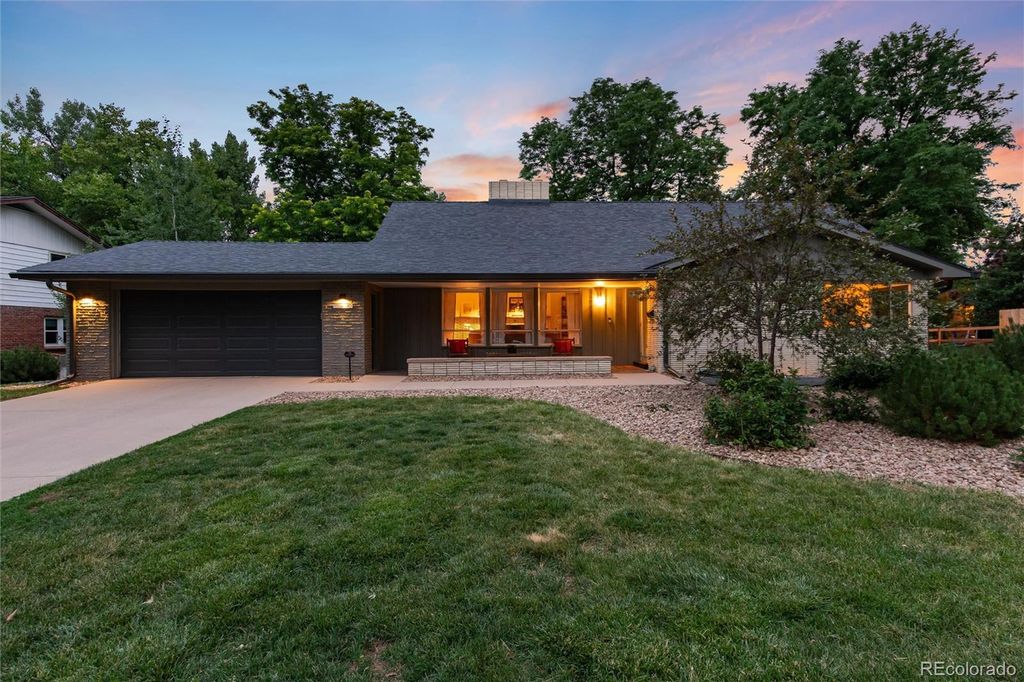 Photo of 13060 W 16th Drive, Golden, CO 80401 (MLS # 9805380)