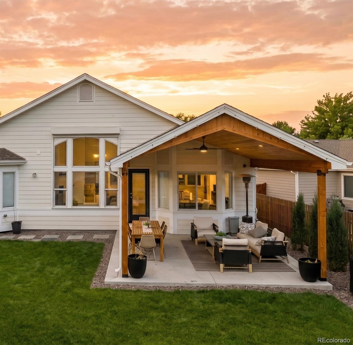 16894 W 66th Place